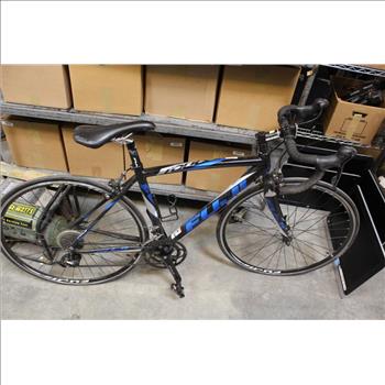 Fuji Roubaix Road Bike