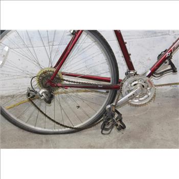 Fuji Supreme Road Bike