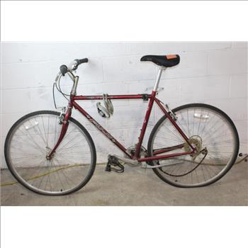 Fuji Supreme Road Bike