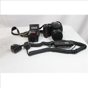 Fujifilm Finepix 16MP Digital Camera With Shoe Mount Flash