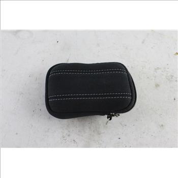 FujiFilm FinePix AX 330 Digital Camera