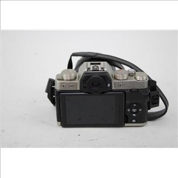 Fujifilm X-T100 Mirrorless Camera