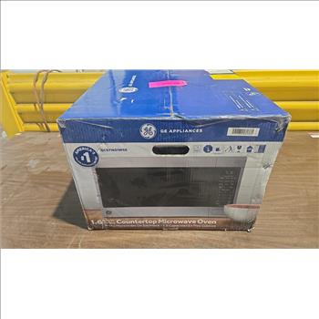 GE Appliances Microwave