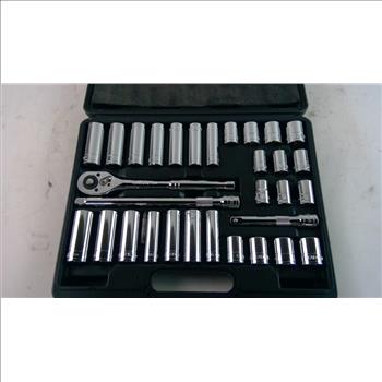 Gearhead Ratchet And Socket Set