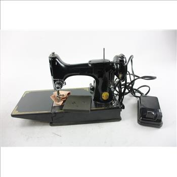 General Electric Company Sewing Machine
