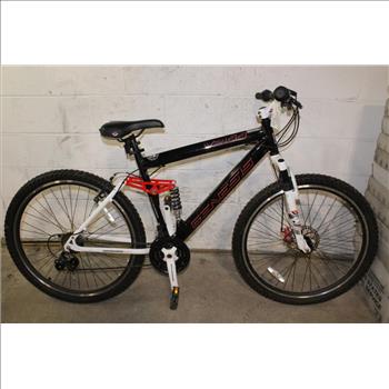 Genesis V2100 Mountain Bike