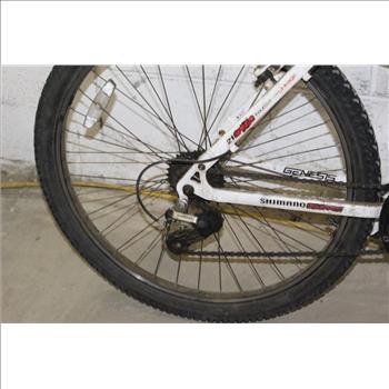 Genesis V2100 Mountain Bike