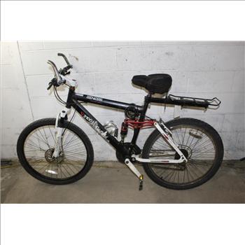 Genesis V2100 Mountain Bike