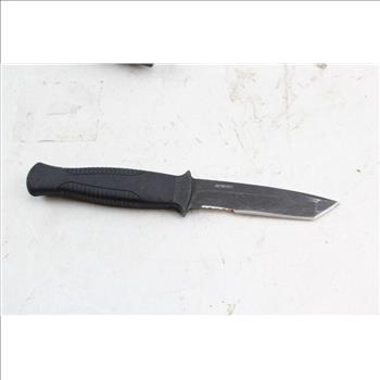 Gerber Fixed Blade Knife With Sheath