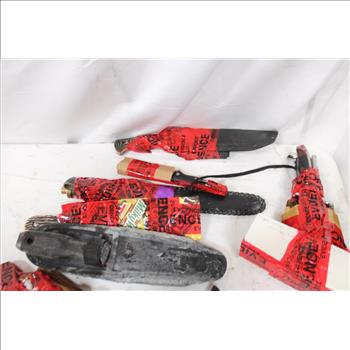 Gerber, Ozark Trail And Other Knives, 16 Pieces