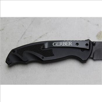 Gerber Tanto Bladed Folding Knife