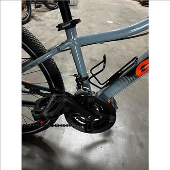 Giant 24 Inch XTC JR Mountain Bike