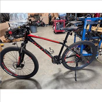 Giant 27.5 Inch Mountain Bike