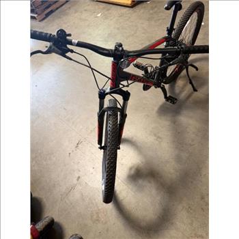 Giant 27.5 Inch Mountain Bike Size Medium