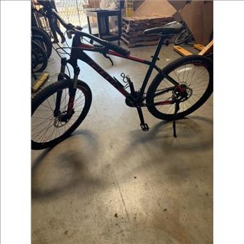 Giant 27.5 Inch Mountain Bike Size Medium
