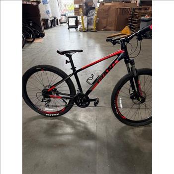 Giant 27.5 Inch Mountain Bike - SMALL