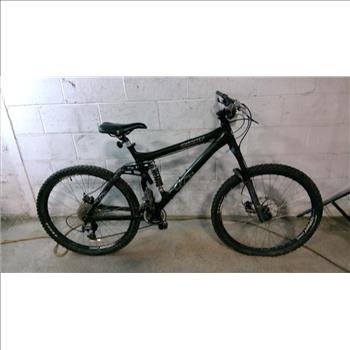 Giant AC Mountain Bike