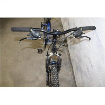 Giant Boulder Mountain Bike