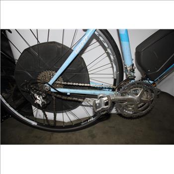 Giant Compact Road Bike