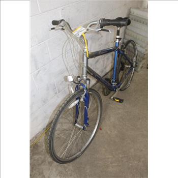 Giant Cypress Hybrid Bike