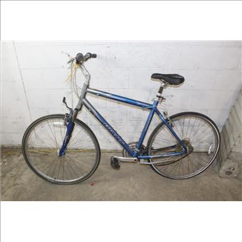 Giant Cypress Hybrid Bike