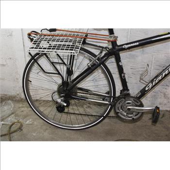 Giant Cypress Hybrid Bike