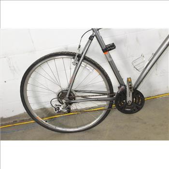 Giant Cypress Hybrid Bike