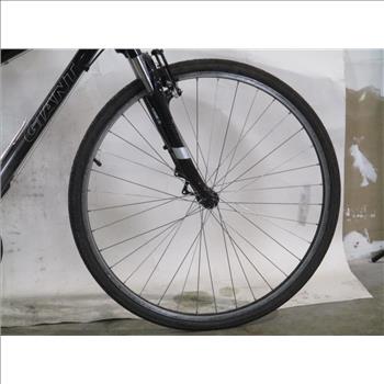 Giant Cypress Mountain Bike