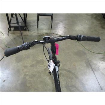 Giant Cypress Mountain Bike