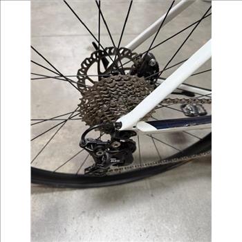 Giant DeF9 Road Bike