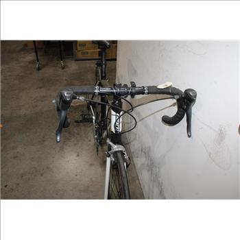 Giant Defy Aluxx Road Bike