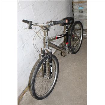 Giant Eddie Bauer Sport Mountain Bike