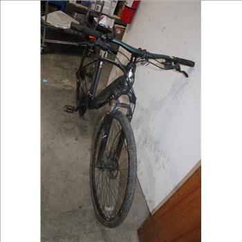 Giant Grey Mountain Bike