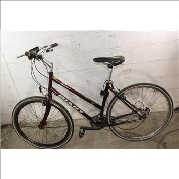Giant Hybrid Womens Bike