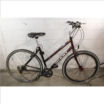 Giant Hybrid Womens Bike