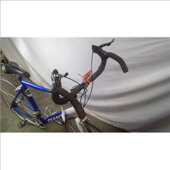 Giant Road Bike
