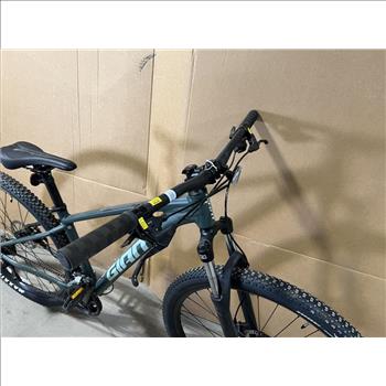 Giant Talon Mountain Bike