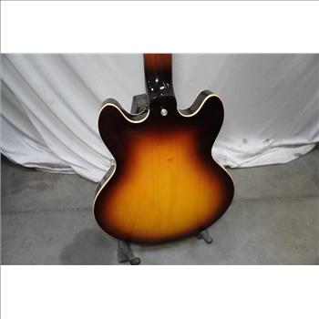 Gibson Semi-Hollow Body Electric Guitar ES-339