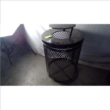 Global Industrial Metal Mesh Outdoor Trash Can