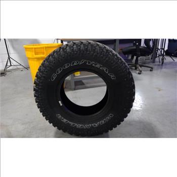 GOODYEAR WRANGLER AUTHORITY A/T Photo 5