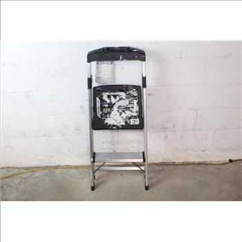 Gorilla LAdder 2-Step Step Ladder