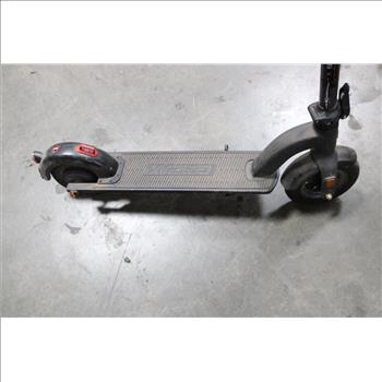 GOTRAX Electric Scooter, SOLD FOR PARTS LOCKED WITH PASSCODE