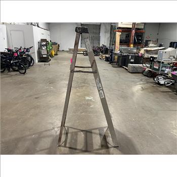 Green Bull Ladder