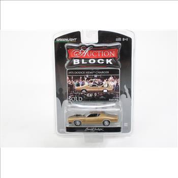 Greenlight Collectibles Auction Block 1971 Dodge Hemi Charger