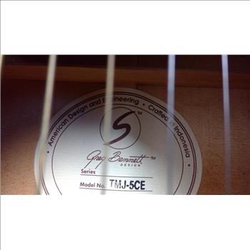 Greg Bennett Acoustic Guitar