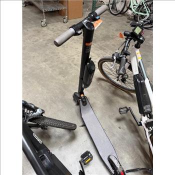 Group Of 2Used E-Bikes And 1 E-Scooter