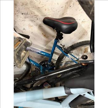 Group Of 4 Used Bikes And 1 E-Scooter