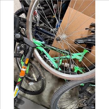 Group Of Used Electric Scooters, 6 Pieces And 2 Bikes