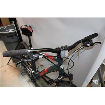 GT Aggressor Pro Mountain Bike