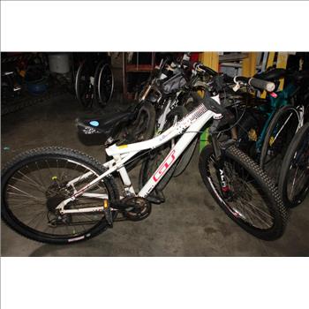 GT Avalanche 3.0 White Mountain Bike